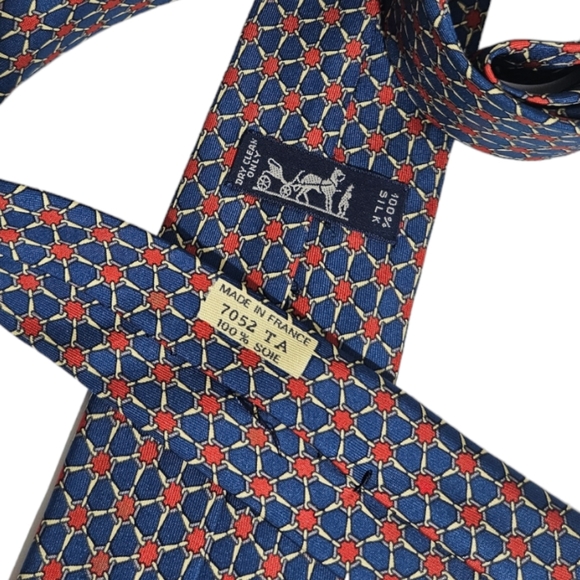 HERMÈS 7052 TA Blue/Red Chain Link Silk LUXURY Tie FRANCE - Picture 3 of 5